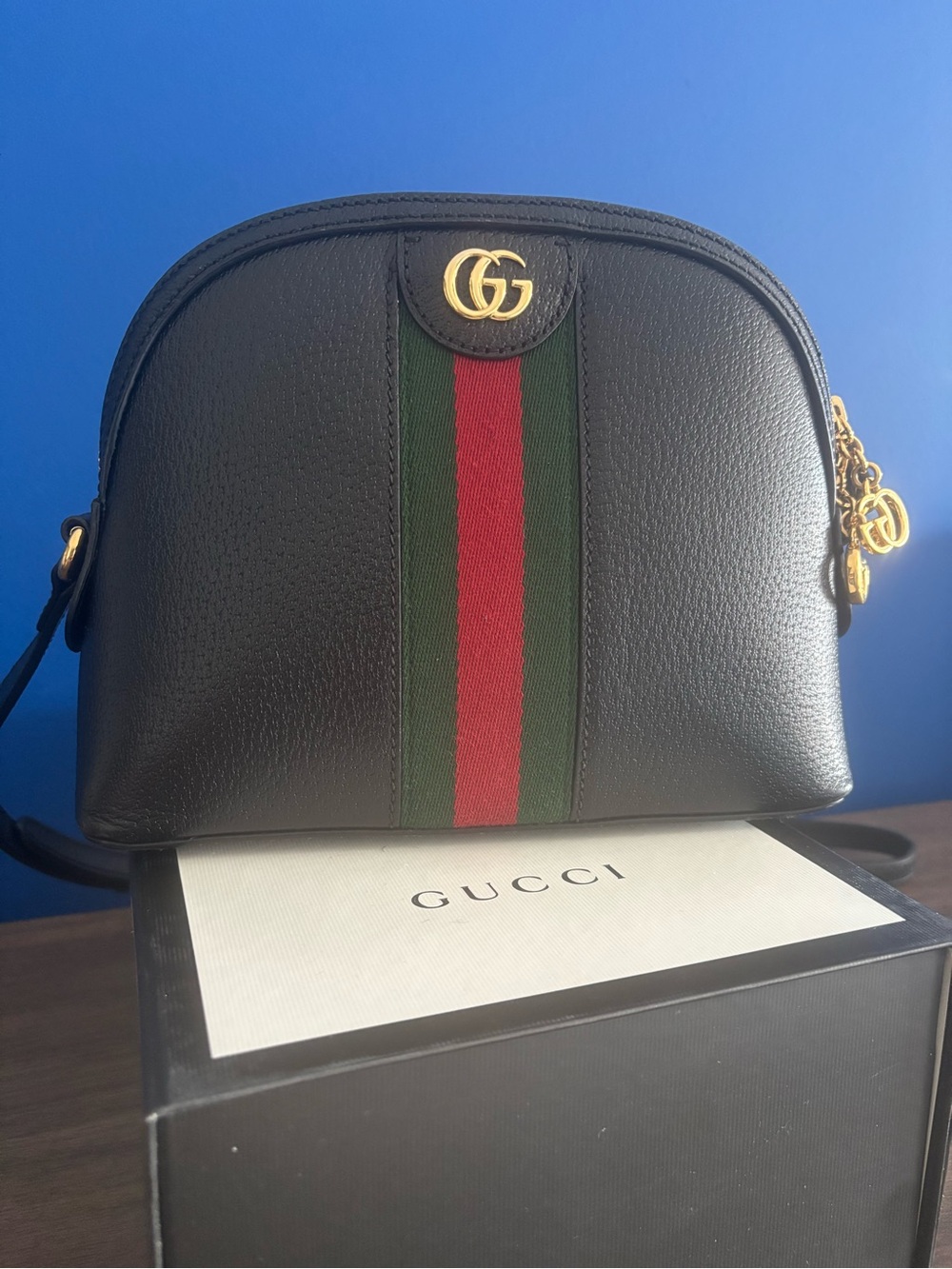 Gucci Black Leather Crossbody with Red and Green Web Stripe. - Picture 4 of 5